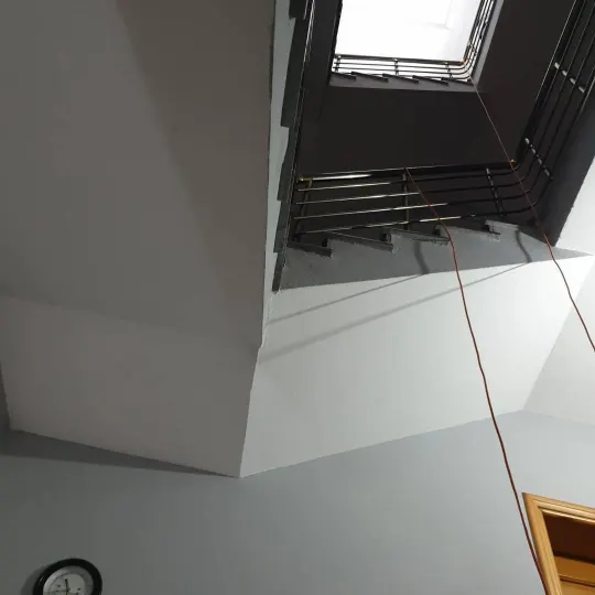 Veshje shkallësh me gipsokarton